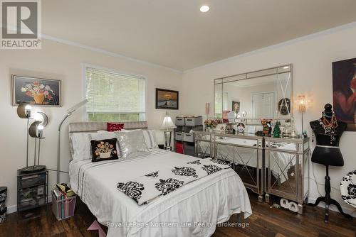 5127 Highway 534, Nipissing, ON - Indoor Photo Showing Bedroom