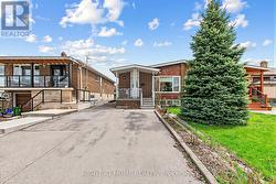 5 THWAITE AVENUE Toronto, ON M3L 2C8