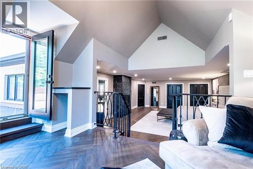 76 Adriatic Boulevard, Hamilton, ON - Indoor