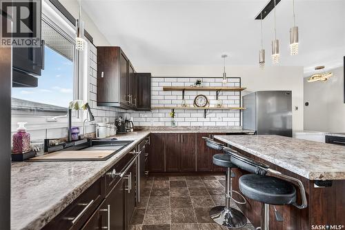 1355 Manitou Crescent, Moose Jaw, SK - Indoor Photo Showing Kitchen With Upgraded Kitchen