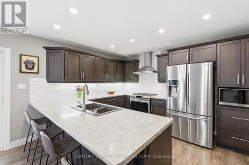 12 Glenwood Street, St. Thomas, ON - Indoor Photo Showing Kitchen With Double Sink With Upgraded Kitchen