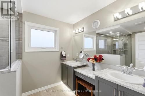 12 Glenwood Street, St. Thomas, ON - Indoor Photo Showing Bathroom
