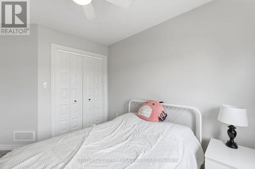 12 Glenwood Street, St. Thomas, ON - Indoor Photo Showing Bedroom