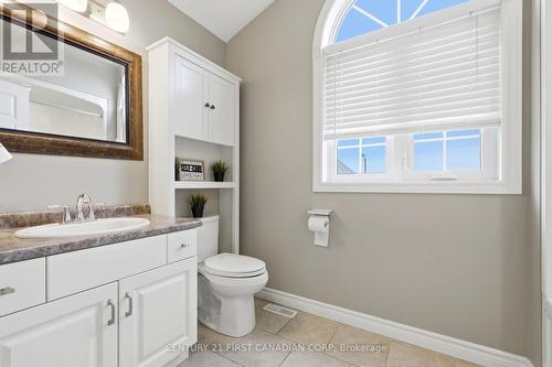 12 Glenwood Street, St. Thomas, ON - Indoor Photo Showing Bathroom