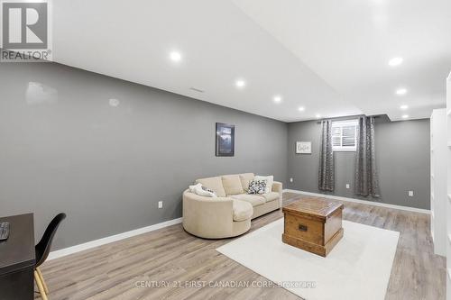 12 Glenwood Street, St. Thomas, ON - Indoor Photo Showing Basement