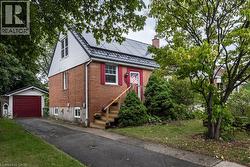 185 EAST 13TH Street  Hamilton, ON L9A 3Z6