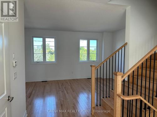 52 Waterside Way, Whitby, ON - Indoor Photo Showing Other Room