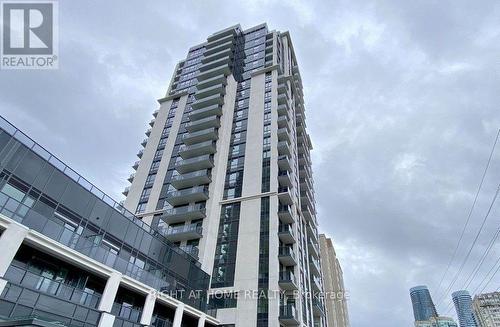 1607 - 202 BURNHAMTHORPE ROAD E  Mississauga, ON L5A 0B2