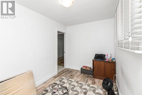 418 Fairfield Avenue, Hamilton, ON - Indoor Photo Showing Other Room