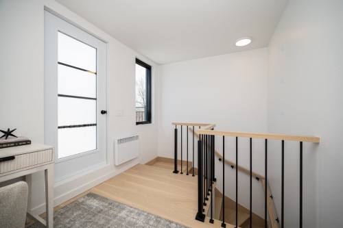 Mezzanine - 2573Z Rue Sherbrooke E., Montréal (Le Plateau-Mont-Royal), QC - Indoor Photo Showing Other Room