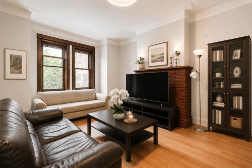Living Room - 3603  - 3605 Boul. Décarie, Montréal (Côte-Des-Neiges/Notre-Dame-De-Grâce), QC - Indoor Photo Showing Living Room
