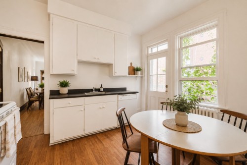 Kitchen - 3603  - 3605 Boul. Décarie, Montréal (Côte-Des-Neiges/Notre-Dame-De-Grâce), QC - Indoor Photo Showing Dining Room