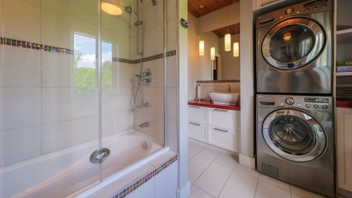 Salle de lavage - 12 58E Avenue, Mandeville, QC - Indoor Photo Showing Laundry Room