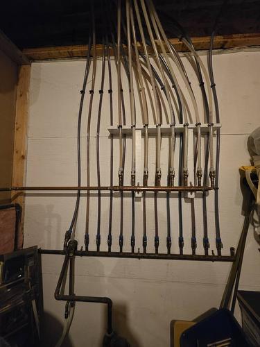 303 1St Avenue, Nakusp, BC - Indoor