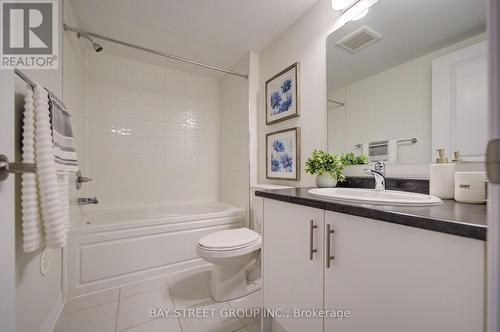 7 Schmidt Lane, Markham, ON - Indoor Photo Showing Bathroom