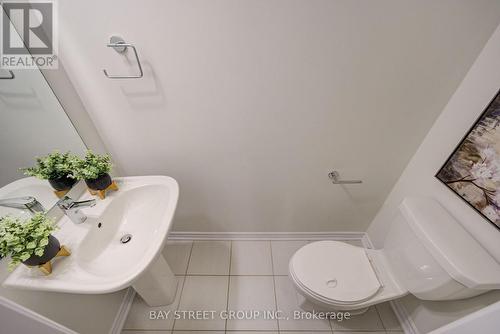 7 Schmidt Lane, Markham, ON - Indoor Photo Showing Bathroom