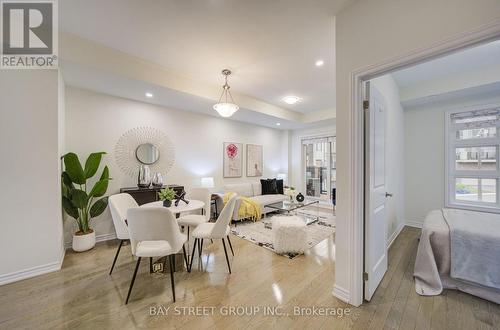 7 Schmidt Lane, Markham, ON - Indoor Photo Showing Dining Room