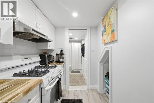 179 Jacqueline Boulevard, Hamilton, ON - Indoor Photo Showing Kitchen
