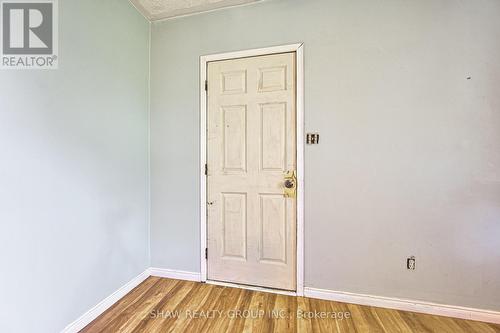 819 Duke Street, Cambridge, ON - Indoor Photo Showing Other Room