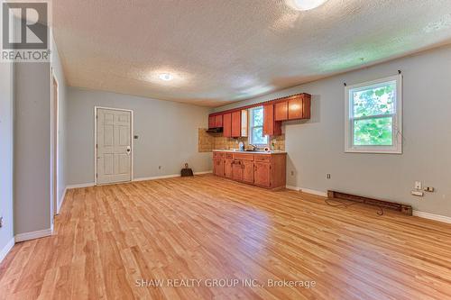 819 Duke Street, Cambridge, ON - Indoor Photo Showing Other Room