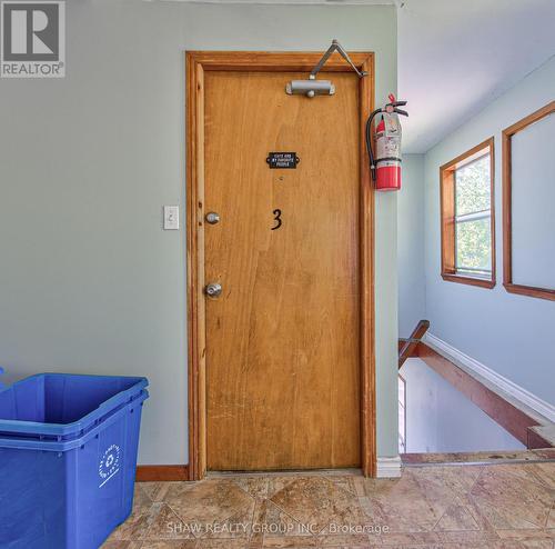 819 Duke Street, Cambridge, ON - Indoor Photo Showing Other Room