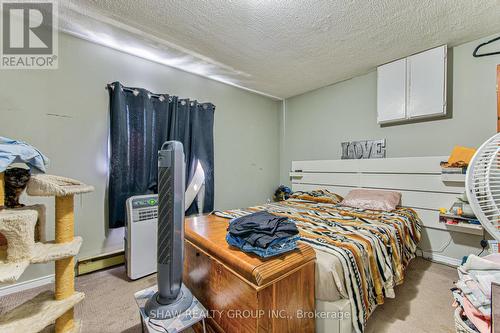 819 Duke Street, Cambridge, ON - Indoor Photo Showing Bedroom