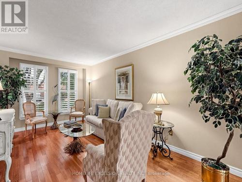 17 Black Cherry Drive, Markham, ON - Indoor Photo Showing Living Room