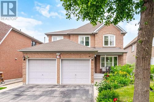 19 SOFTNEEDLE AVENUE  Brampton, ON L6R 1K8