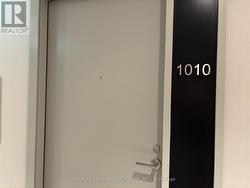 1010 - 400 KING STREET W Toronto, ON M5V 0X8