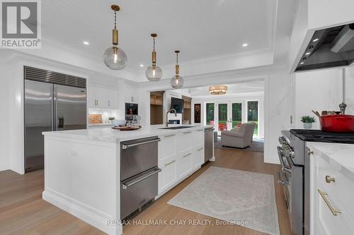 1319 Wolf Circle, Algonquin Highlands, ON - Indoor Photo Showing Kitchen With Upgraded Kitchen