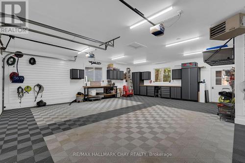1319 Wolf Circle, Algonquin Highlands, ON - Indoor Photo Showing Garage