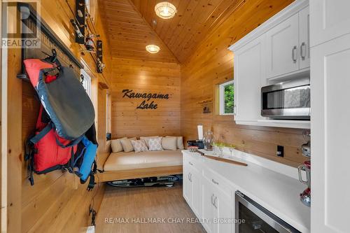 1319 Wolf Circle, Algonquin Highlands, ON - Indoor