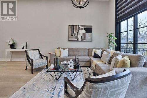 47 Thirteenth Street, Toronto, ON - Indoor Photo Showing Living Room
