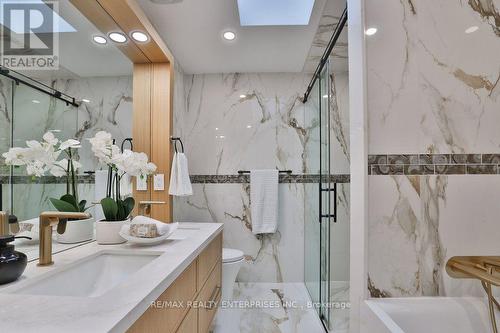 47 Thirteenth Street, Toronto, ON - Indoor Photo Showing Bathroom