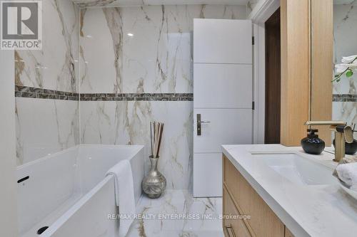 47 Thirteenth Street, Toronto, ON - Indoor Photo Showing Bathroom