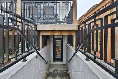 47 Thirteenth Street, Toronto, ON - Outdoor