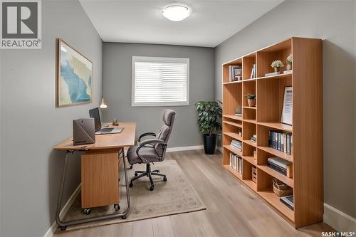 68 4850 Harbour Landing Drive, Regina, SK - Indoor Photo Showing Office
