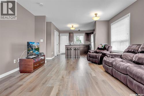 68 4850 Harbour Landing Drive, Regina, SK - Indoor Photo Showing Living Room