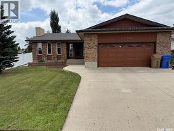 2746 Poplar PLACE E  Regina, SK S4V 1K8