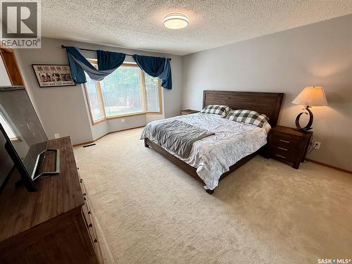 2746 Poplar Place E, Regina, SK - Indoor Photo Showing Bedroom