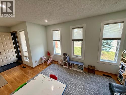 2746 Poplar Place E, Regina, SK - Indoor