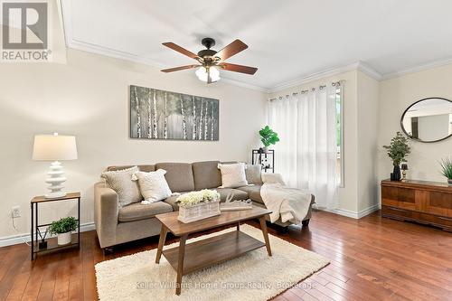 20 Werstine Terrace, Cambridge, ON - Indoor Photo Showing Living Room