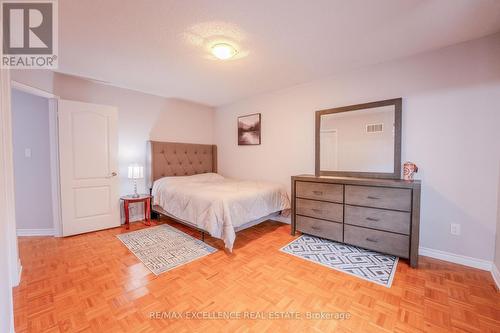 48 Ridgemore Crescent, Brampton, ON - Indoor Photo Showing Bedroom
