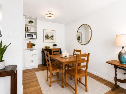 #220-3225 Eldon Pl, Saanich, BC - Indoor Photo Showing Dining Room