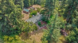 6004 Nelson Rd Courtenay, BC V9J 1N9