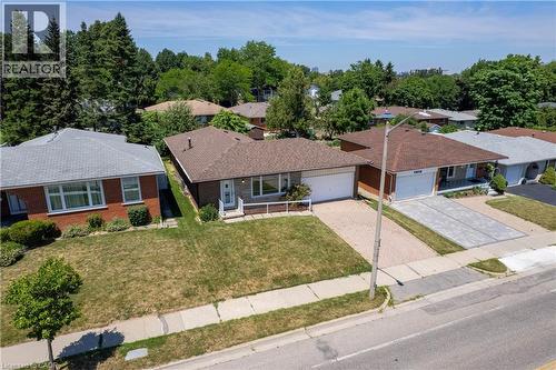 1418 Queens Boulevard, Kitchener, ON - Outdoor