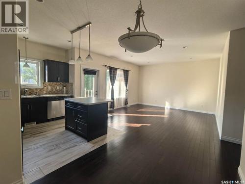 305 315 Zary Road, Saskatoon, SK - Indoor Photo Showing Kitchen