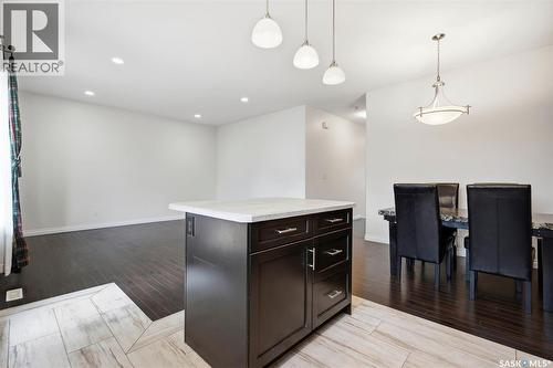 305 315 Zary Road, Saskatoon, SK - Indoor