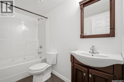 305 315 Zary Road, Saskatoon, SK - Indoor Photo Showing Bathroom