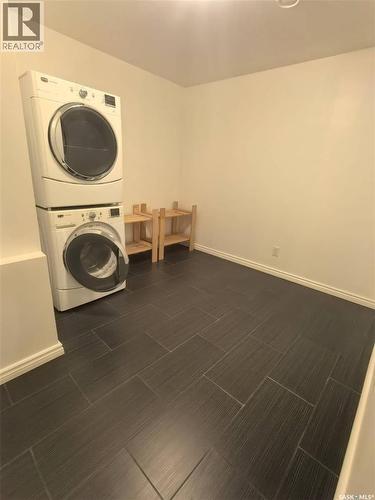 305 315 Zary Road, Saskatoon, SK - Indoor Photo Showing Laundry Room